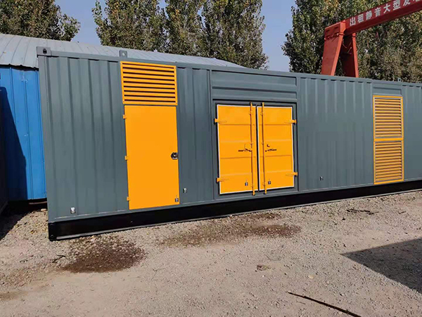 三元300kw 柴油发电机组用多大的空气开关？
