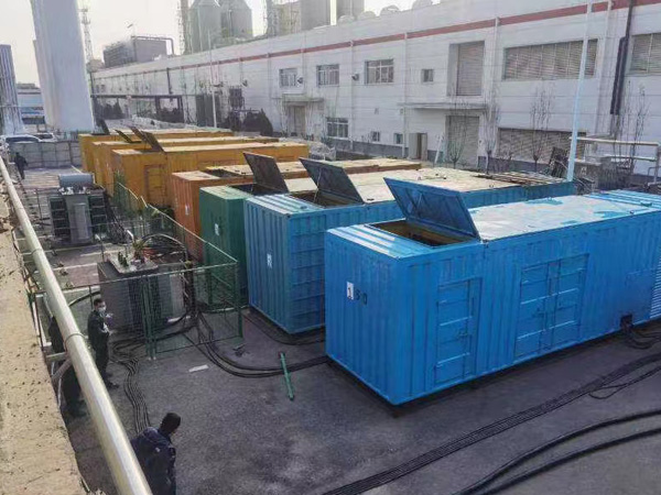 三元380V和690V电压的电缆线相同吗？