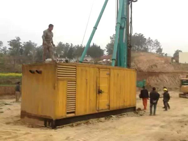 三元如何判断水冷式机油散热器密封件是否需要更换？